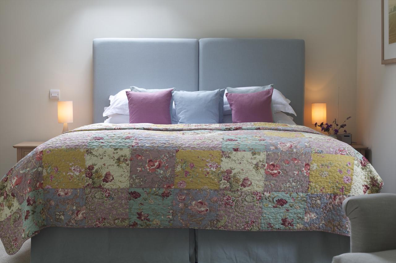 Отель The Royal Oak Ansty  Экстерьер фото
