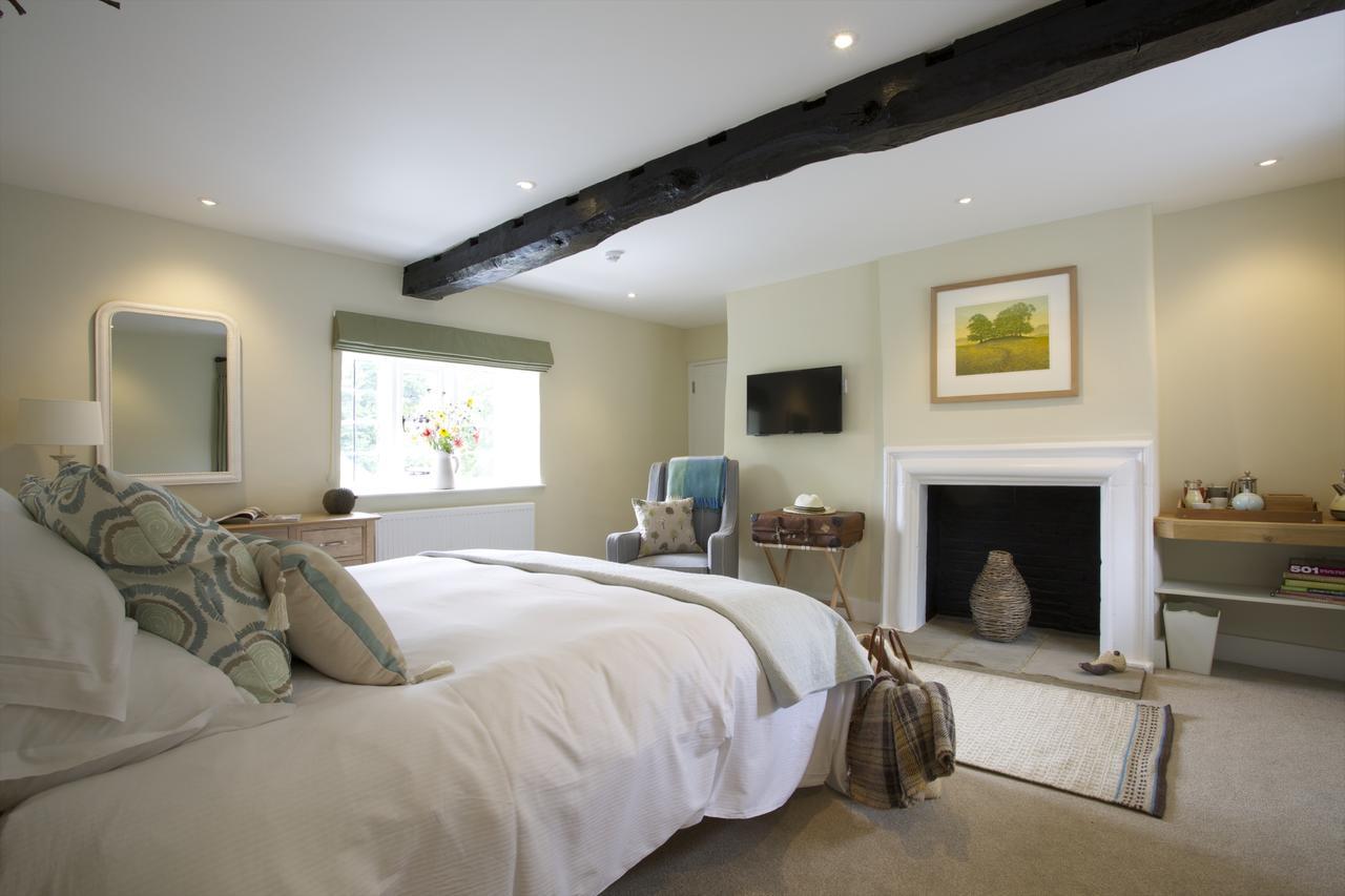 Отель The Royal Oak Ansty  Экстерьер фото