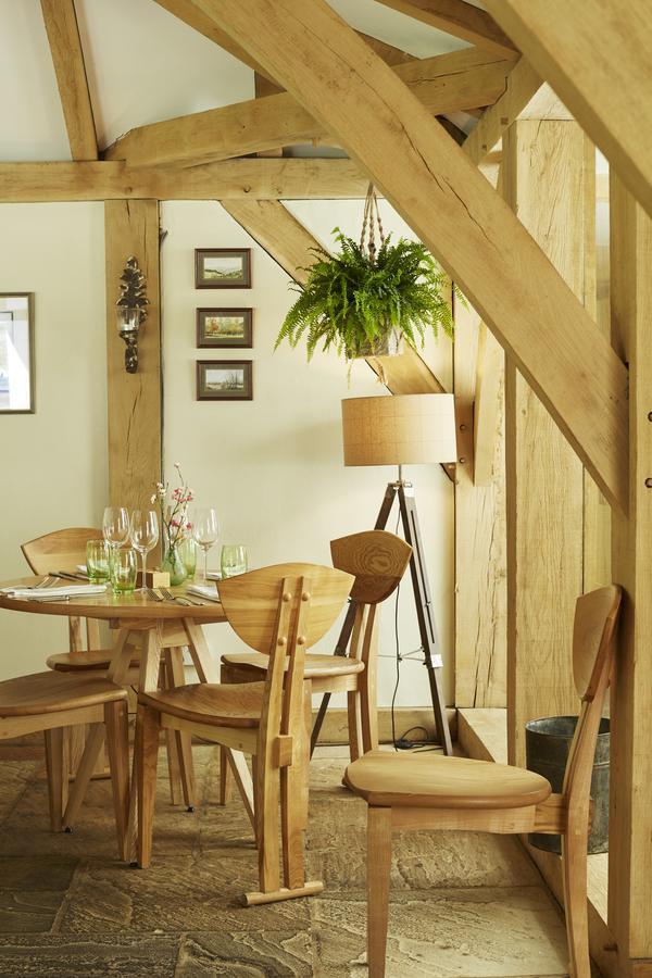 Отель The Royal Oak Ansty  Экстерьер фото