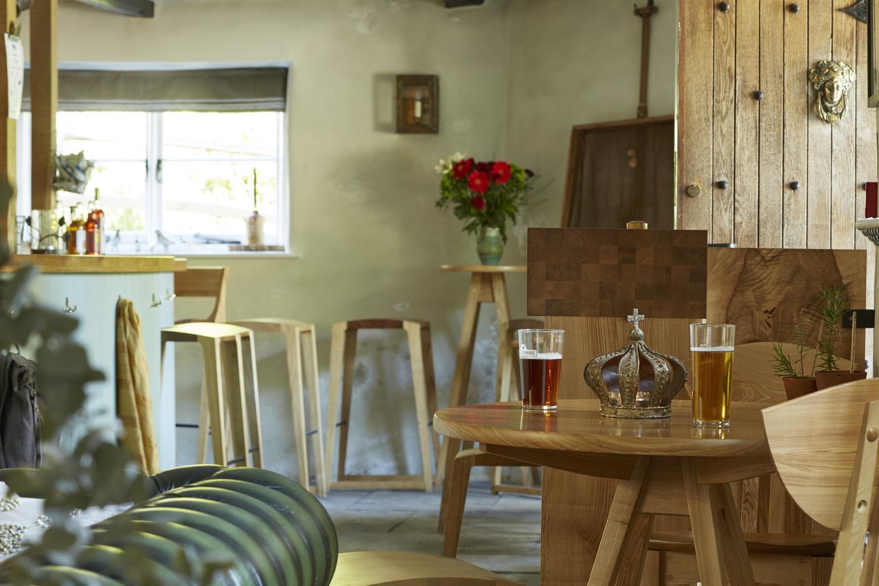 Отель The Royal Oak Ansty  Экстерьер фото
