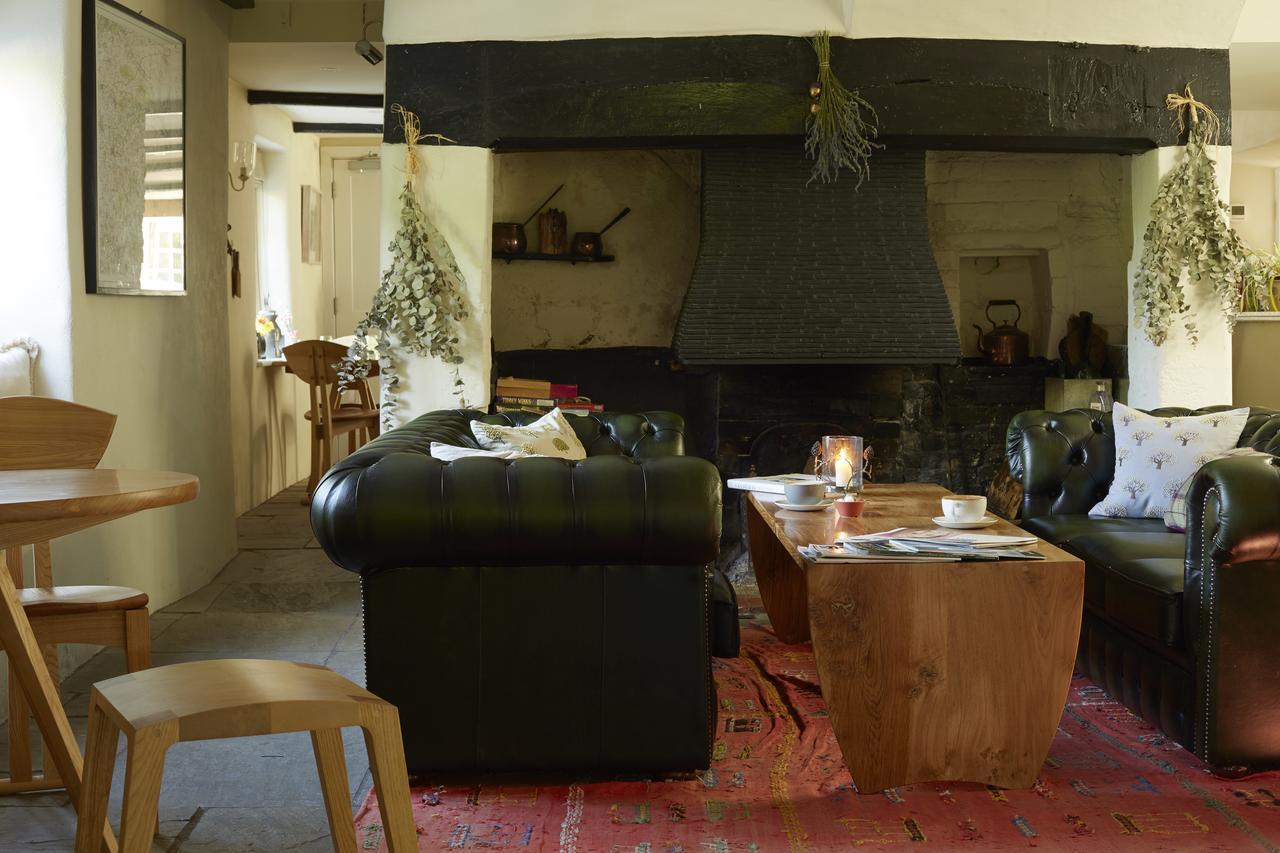 Отель The Royal Oak Ansty  Экстерьер фото