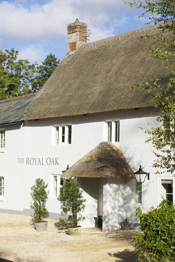 Отель The Royal Oak Ansty  Экстерьер фото