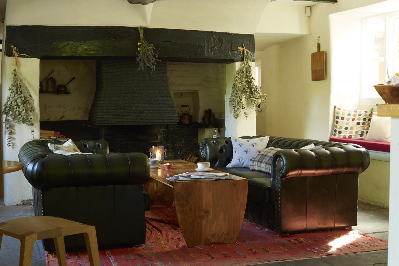 Отель The Royal Oak Ansty  Экстерьер фото